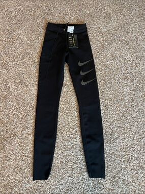 Nike dry fit, reflective graphic, running tights/leggings XXS